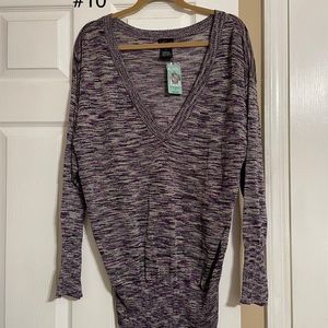 Torrid, marled purple silver low-V top, 18/20 NWT